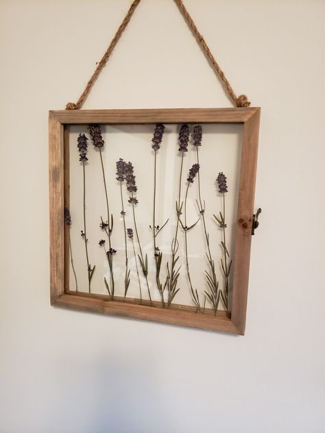 Pressed Lavender Art, Dry Lavender Decoration, Dried Flowers Diy, Lavender Decor, Different Forms Of Art, Moroccan Homes, Wood Creations, Dried Lavender, Weekend Fun