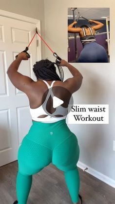 Lauren on Instagram: "DYK that working out back could actually make your waist look smaller? 🙀  Building and toning your back can change the way your body looks.  Having lean muscle in your back will also help create illusions such as a smaller waist.  4️⃣ sets of 1️⃣2️⃣ for each 💪🏾 Also, make sure to stay tuned to the end of the video so you can cop the resistance band that I’m using 😊 #sharingiscaring #wedontgatekeep  #Fitnessmotivation #resistanceband #blackgirlfitness #homeworkout" God Energy, Back And Bicep Workout, Belly Fat Burner Workout, Love Handle Workout, Tummy Workout, Smaller Waist, Resistance Band Workout, Calisthenics Workout, Plus Size Workout