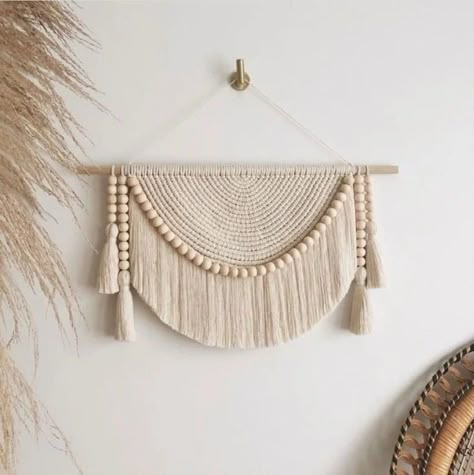 Home Office Nursery, Tassels Handmade, Simpul Makrame, Art Macramé, Pola Macrame, Modern Macrame Wall Hanging, Macrame Wall Hanging Tutorial, Macrame Wall Hanger, Macrame Thread