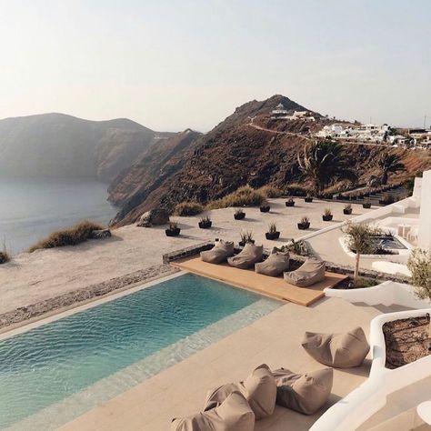 Rocabella Santorini on Instagram: “Reminiscing of those sunny days ☀️ Captured by @valentinamarzullo #rocabellasantorini #santorini #vacation #hotel #view #sunnyday…” Seaside Hotel, Santorini Hotels, Vacation Mood, Unique Venues, Infinity Pool, Beautiful Place, Hotel Spa, Pool Designs, Greek Islands