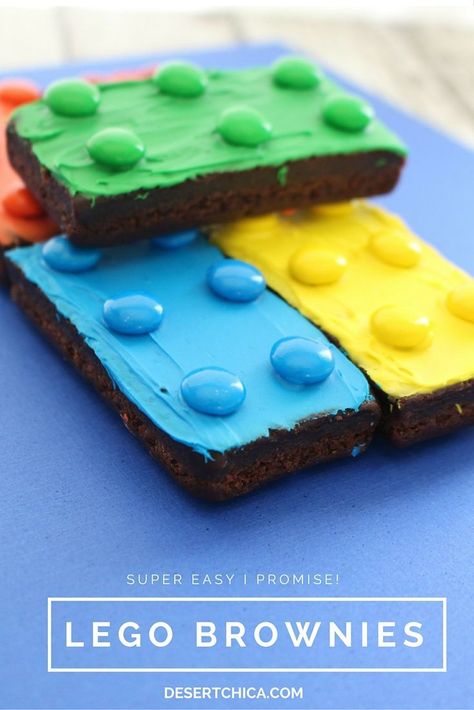 Ideen für den Kindergeburtstag - Lego Kuchen. Wie cool ist das denn? Und dann… Lego Recipes, Brownie Deserts, Ninjago Birthday, Lego Birthday Party, Lego Minecraft, Lego Birthday, Lego Party, Fun Kids Food, Lego Friends