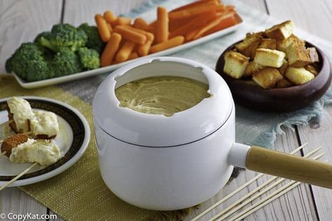 Melting Pot Cheese Fondue Recipe, Fondue At Home, Meat Fondue Recipes Broth Melting Pot, Broth Fondue Recipes Melting Pot, Copycat Melting Pot Cheese Fondue, Copycat Melting Pot Chocolate Fondue, Cheddar Fondue, Bouillon Recipe, Melting Pot Recipes