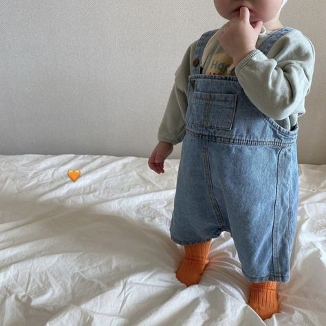 Aesthetic Baby Clothes Boy, Lily Bloom And Atlas, Wanting A Baby, Trust Love, I Don't Understand, Lily Bloom, Baby Overalls, Baby Fits, Future Mom