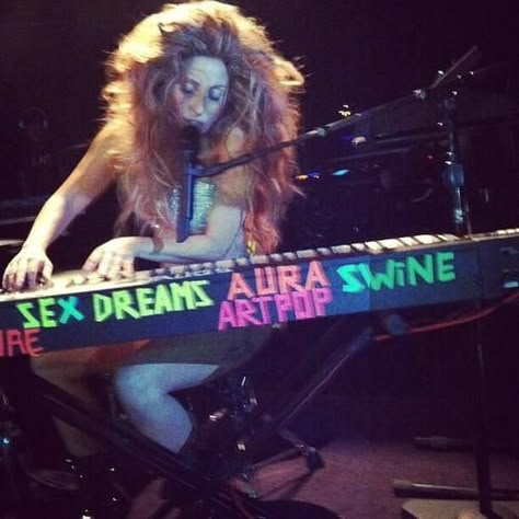 Lady Gaga Artrave, Lady Gaga Artpop, V Fashion, Lady Gaga Fashion, Lady Gaga Photos, Lady Gaga Pictures, Mother Monster, Lady Gaga, Night Life