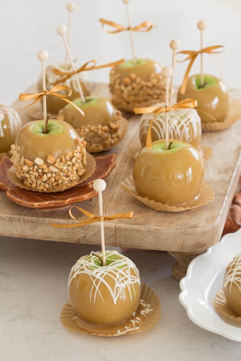 Gourmet Caramel Apples, the easy way! Gourmet Caramel Apples, Caramel Apples Homemade, Caramel Apples Recipe, Cooking From Scratch, Gourmet Apples, Salted Nuts, Spiced Drinks, Caramel Dip, Gourmet Candy