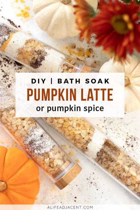 Diy Pumpkin Spice Latte, Pumpkin Spice Body Butter, Bath Salts Diy Recipes, Pumpkin Powder, Bath Soak Recipe, Diy Pumpkin Spice, Bath Salts Recipe, Salt Container, Bath Salts Diy