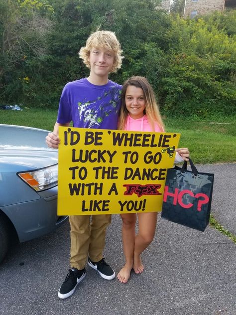 Homecoming Invite, Promposal, Wheelie Lucky...Fox racing shirt in the bag Mountain Biking Promposal, Motorcross Promposal Ideas, Redbull Promposal, Dirtbike Prom Proposal, Dirt Bike Hoco Proposal, Racing Promposal, Dance Answers, Promposals Ideas, Dance Asks