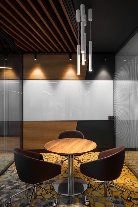 Meeting room Otp Bank, Small Meeting Room, Bank Office, Conference Room Design, Banks Office, Meeting Room Design, Office Tour, Office Meeting Room, Architects Office