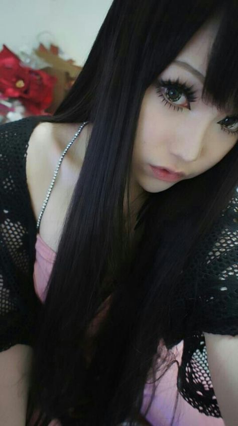 Gyaru Gyaru Hair, Gyaru Aesthetic, Casual Makeup, Gyaru Fashion, Long Black Hair, Beautiful Long Hair, Girls Makeup, Hair Designs, Ulzzang Girl