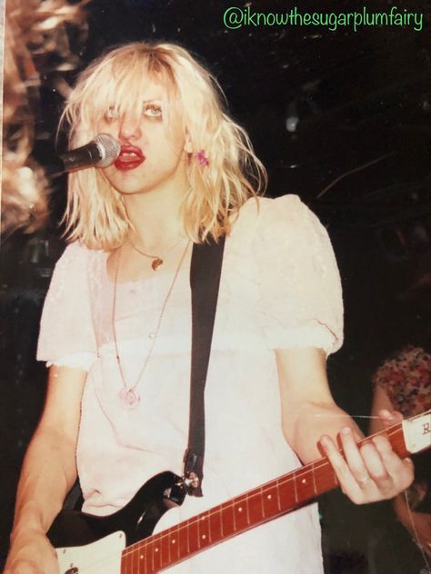 Courtney Love 90s, Hole Band, Courtney Love Hole, Kurt And Courtney, Celebrity Skin, Still Love Her, Courtney Love, Priscilla Presley, Joan Jett