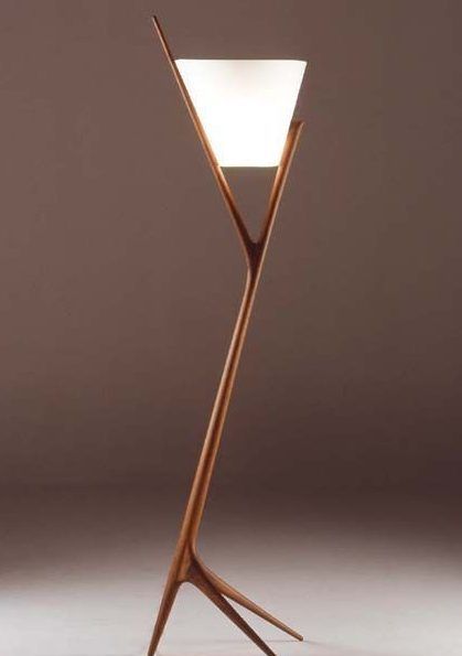 17 Delightful Wooden Floor Lamp Designs That Will Catch Your Eye Working Inspiration, Wooden Floor Lamp, Unusual Lamps, Wooden Lamps, Wooden Floor Lamps, Japanese Furniture, Floor Lamp Design, Wooden Floor, Product Ideas