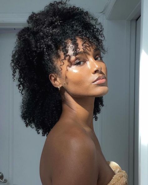 Dajia Jay Wilson on Instagram: "I’ve always had this thing with myself since I was little- if I ever feel fear of action, I count down from 3 and act before I get to 1.…" Sitting In Silence, Patience And Love, Doing Your Best, People Walking, Natural Hairstyles, Need You, Hair Tutorial, Make Sure, Natural Hair