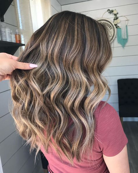 Dimensional balayage on level 5 hair 🤩 Toned with @redken 8.5T 8.5V Balayage On Level 5 Hair, Level 8 Highlights On Dark Hair, Balayage On Level 6 Hair, Level 5 Hair With Highlights, Level 5 Balayage, Level 8 Blonde Balayage, Level 8 Balayage, Level 8 Highlights, Level 6 Balayage