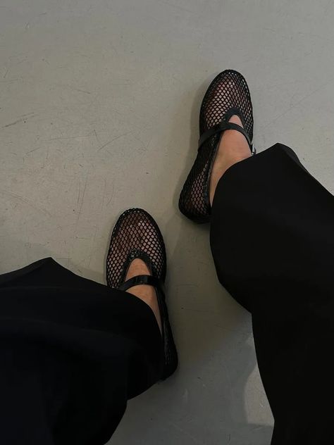 The Mesh Shoe Trend Is One We Never Saw Coming | Who What Wear UK Mesh Shoes Women, Alaia Fishnet Flats Outfit, Alaia Mesh Flats, Alaia Mesh Flats Outfit, Shoes Trends 2023 2024, Mesh Shoes Outfit, Mesh Ballet Flats Outfit, Mesh Ballet Flats, Mesh Flats Outfit