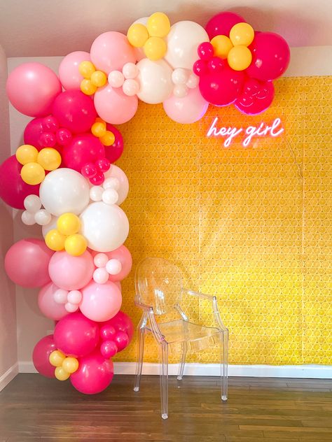 Pink Lemonade Theme Party, Pink And Yellow Themed Birthday Party, Strawberry Lemonade Baby Shower Theme, Lemonade Baby Shower Theme Girl, Pink And Yellow Party Decorations, Pink Lemonade Baby Shower Theme, Pink Lemonade Baby Shower Ideas, Pink And Yellow Baby Shower Ideas, Yellow And Pink Party