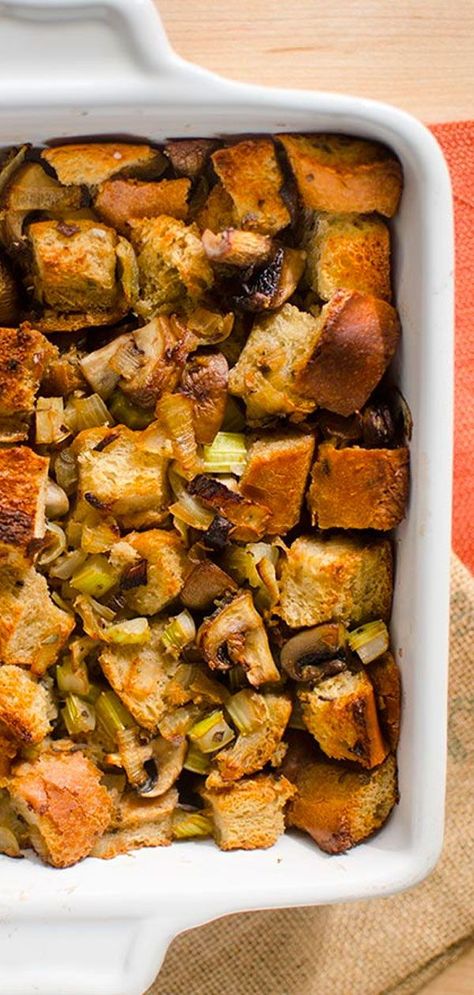 Stuffing Recipes Small Batch, Stuffing Small Batch, Homemade Stuffing Recipe Small Batch, Small Stuffing Recipe, Small Batch Thanksgiving Sides, Small Batch Thanksgiving Recipes, Small Batch Vegetarian Recipes, Small Batch Dressing, Small Batch Stuffing Recipe