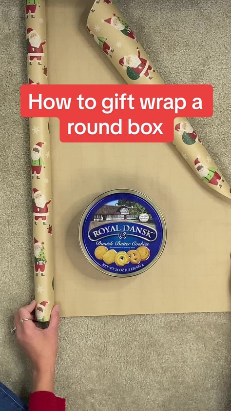 LENNIA “Folding Queen 👑” on TikTok Wrapping A Round Tin, Wrap Jewelry Gift, How To Wrap A Cylinder Shaped Gift, Gift Wrap Round Objects, How To Wrap A Shirt In Wrapping Paper, Wrapping Cylindrical Gifts, How To Wrap Round Gift, Wrapping Circular Gifts, How To Wrap A Circle Gift