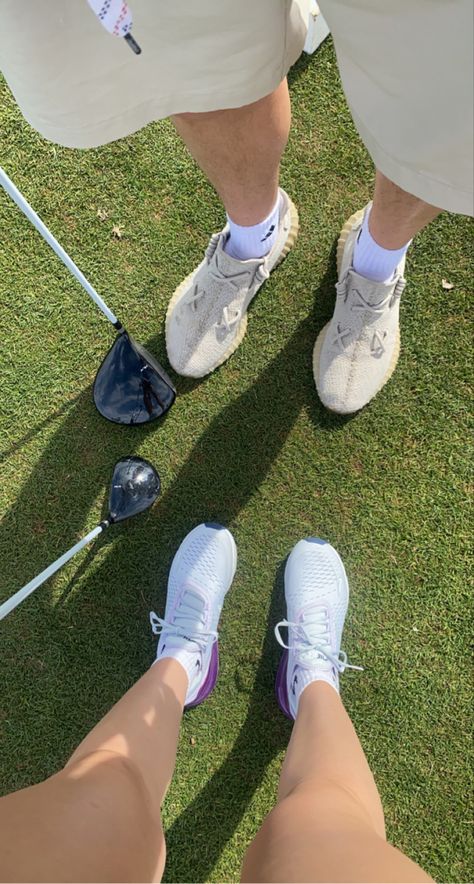 Golfing Couple Pictures, Golf Aesthetic Couples, Golf Relationship Goals, Cute Golf Couples Pictures, Golf With Boyfriend, Couple Golfing Aesthetic, Golf Girlfriend Aesthetic, Golf Couple Goals, Golf Couple Aesthetic