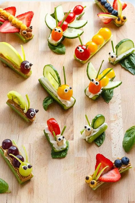 14 creative ideas to make lunchtime fun Healthy Treats For Kids, Bug Snacks, Fruit Art Kids, Healthy Fruits And Vegetables, Food Art For Kids, Fruit And Vegetable Carving, Vegetable Carving, Veggie Tray, Easter Decorations Dollar Store