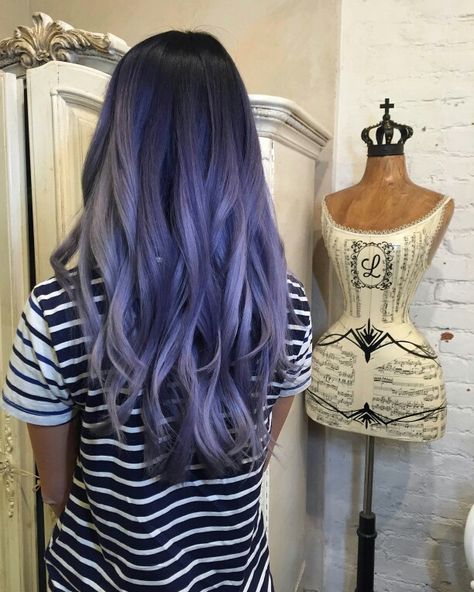 Ash Lavender Bayalage from & Hair Lounge in Soho 11.20.15 Silver Lavender Hair, Dreamy Hair, Hair Tricks, Hair Magic, Multi Colored Hair, Hair Gray, Lavender Hair, Rainbow Brite, Hair Makeover