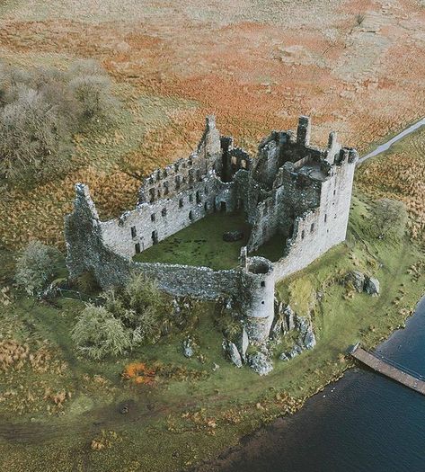 A birds eye view of the dramatic Kilchurn Castle 🐦 Built in the mid-1400s, a base of the mighty Campbells of Glenorchy for 150 years. After… Chateau Medieval, Urban Exploring, Scotland Castles, Abandoned Castles, In The Middle Of Nowhere, Scottish Castles, Middle Of Nowhere, Abandoned Mansions, Castle House