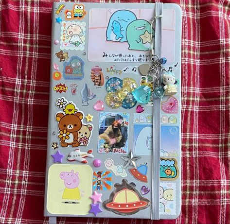 Kawaii Sketchbook Cover, 2000s Journal, Pencil Colors Art, Cute Sketchbook Covers, Oc Journal, Sketchbook Decoration Cover, Journal Cover Inspo, Sketchbook Front Cover Ideas, Sketchbook Decoration