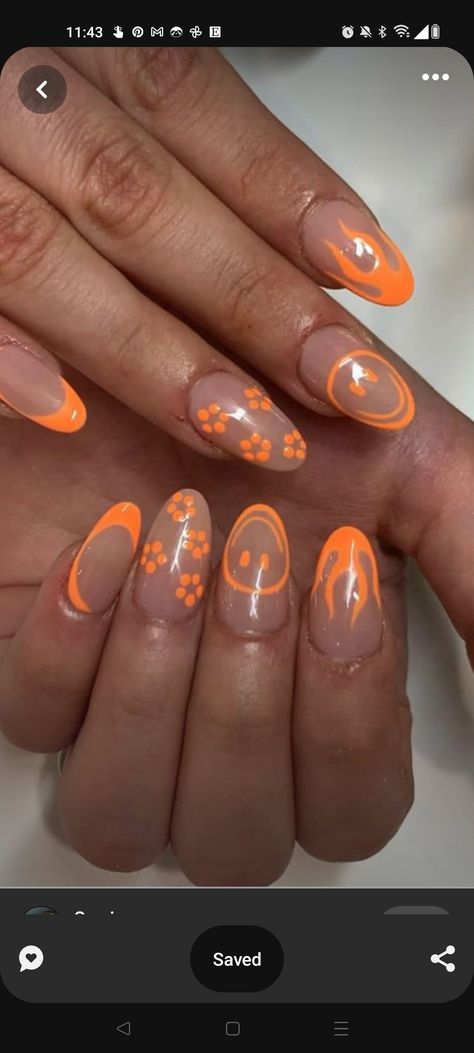 Orange Smiley Face Nails, Easy Beginner Nail Art, Smiley Face Nail Art, Flower French Tip, Beginner Nail Art, Face Nail Art, Nail Art Flower, Bowling Balls, Nail Art For Beginners