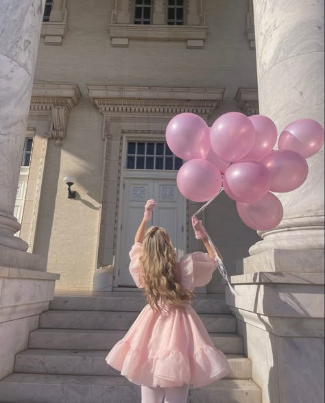 Princess Core Aesthetic, Cute Birthday Pictures, 21st Birthday Photoshoot, Baby Pink Aesthetic, Princess Core, Royal Princess, Pink Vibes, Princess Aesthetic, Pink Princess