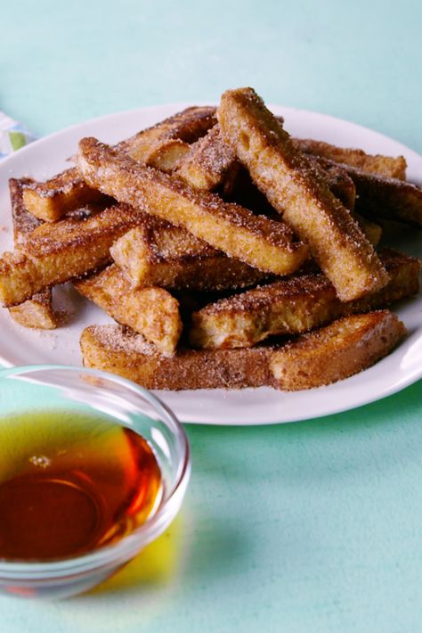 French Toast Dippers, Amish Bread Recipes, Breakfast Recipes Kids, Classic French Toast, Make French Toast, French Toast Easy, How To Make Breakfast, Picky Eater Recipes, Breakfast Time