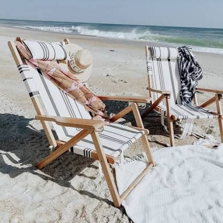 Best Beach Chair, Beach Chairs Portable, Beach Furniture, Beach Necessities, Outdoor Canvas, Beach Chair, Sling Chair, Beach Umbrella, Natural Wood Finish