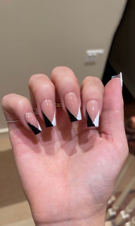 Acrylics Square Medium, Medium Gel Nail Designs, Simple Nail Designs Square Medium, Square Gel Nails Medium, Nails Ideas Square Medium, Cute Nails Square Medium, Nails Inspiration Square Medium, Cute Square Nails Medium, Medium Length Coffin Nail Ideas