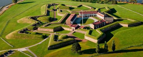 Fort McHenry Baltimore - fort mchenry national monument | Visit Baltimore Fort Mchenry, Visit Maryland, Star Fort, Haunted Hotel, Road Trip Destinations, Mount Vernon, Summer Road Trip, Baltimore Maryland, Famous Landmarks