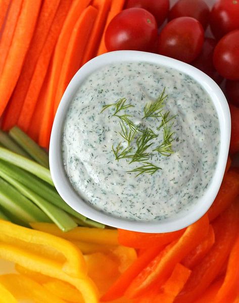 This is the perfect creamy vegan veggie dip to serve at a party, a potluck, or just for snacking on at home. It's nut-free, dairy-free, oil-free, and delicious! #veganchipdip #vegandip #dairyfreedip #veganveggiedip Vegan Veggie Dip, Dairy Free Veggie Dip, Vegan Dip Recipes, Vegan Dressings, Vegan Chips, Dairy Free Dips, Vegan Appetizers Recipes, Vegan Dip, Veggie Dip