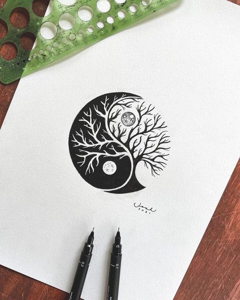 ink ideas in drawing Balance In Art, Yin Yang Tree, Stella Adler, Tree Drawings, Ying Yang Tattoo, Yin Yang Tattoos, Balance Art, Yin And Yang, Ink Ideas