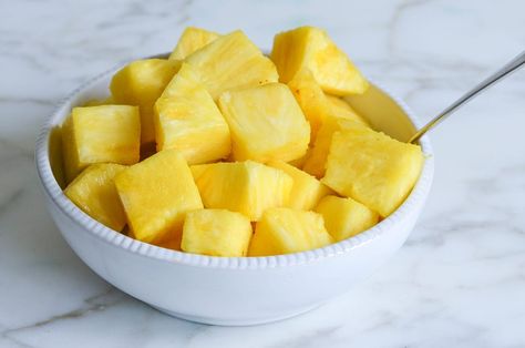 How To Cut Pineapple Like a Pro Cut A Pineapple, Pineapple Skewer, Once Upon A Chef, Cut Pineapple, Ripe Pineapple, Housekeeping Tips, Pineapple Slices, Ripe Fruit, A Chef