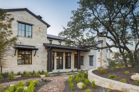 Austin Stone Exterior, Texas Hill Country Decor, Texas Hill Country House Plans, Rustic House Exterior, Country Home Exterior, Country Floor Plans, Country Interior Design, Hill Country Homes, Country House Interior