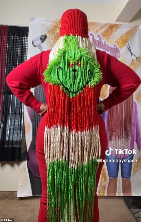 Shana Everson, 35, from Syracuse, New York, is known as @braidedbyshana on TikTok, where she showcases her knotless box braids, including this Grinch-inspired design Quick Braids, Cute Box Braids, Short Box Braids Hairstyles, Hair Braider, Short Box Braids, Quick Natural Hair Styles, Cute Braided Hairstyles, Cute Box Braids Hairstyles, Twist Styles