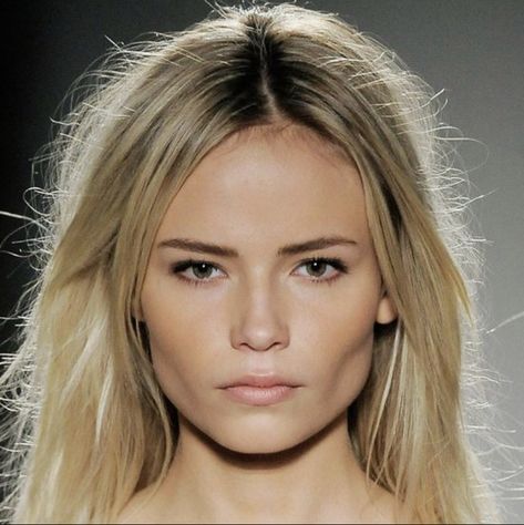 Natasha Poly 2000s, Blonde 90s Model, Natasha Poly Victorias Secret, Sasha Luss White Hair, Sasha Luss Platinum Blonde, Trajes Kylie Jenner, Natasha Poly, Mazzy Star, Black Milk