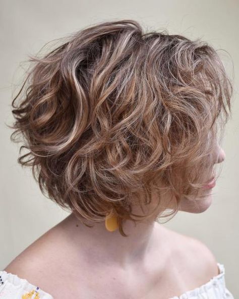 Chin-Length Tousled Wavy Bob Hairstyle Chin Length Hair Curly Short Wavy Hairstyles, Stacked Bob Haircut Wavy, Thick Wavy Bob Hairstyles, Layered Bob Hairstyles For Wavy Hair, Wave Bob Hairstyles Short Wavy, Above The Chin Haircuts, How To Cut Wavy Hair, Wavy Chin Length Bob, Bob Haircut Wavy Hair