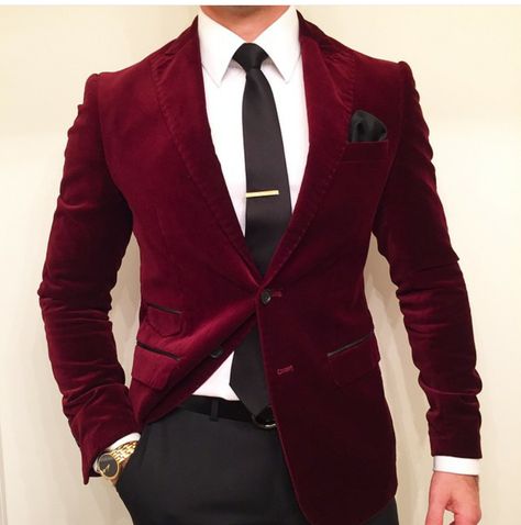 Fashion Glamour Style Luxury Burgundy Velvet Blazer, Terno Slim Fit, Red Velvet Jacket, Blazer Wedding, Burgundy Blazer, Slim Fit Blazer, Burgundy Suit, Velvet Suit, Glamour Dress