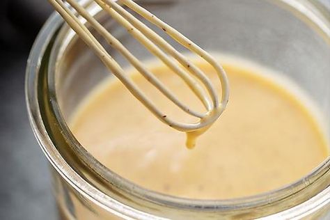 Ginger Salad Dressing Japanese, Ranch Salad Dressing Recipes, Honey Mustard Salad, Japanese Salad Dressing, Easy Honey Mustard, Ginger Salad Dressing, Mustard Salad, Honey Mustard Salad Dressing, Mustard Salad Dressing