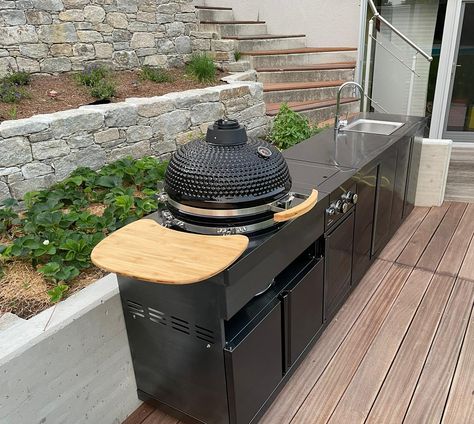 Kamado Joe Outdoor Kitchen, Outdoor Kitchen Kamado, Grill Garden, Kitchen Minimal, Kamado Bbq, Modular Outdoor Kitchens, Outdoor Grill Station, Kamado Grill, Build Outdoor Kitchen