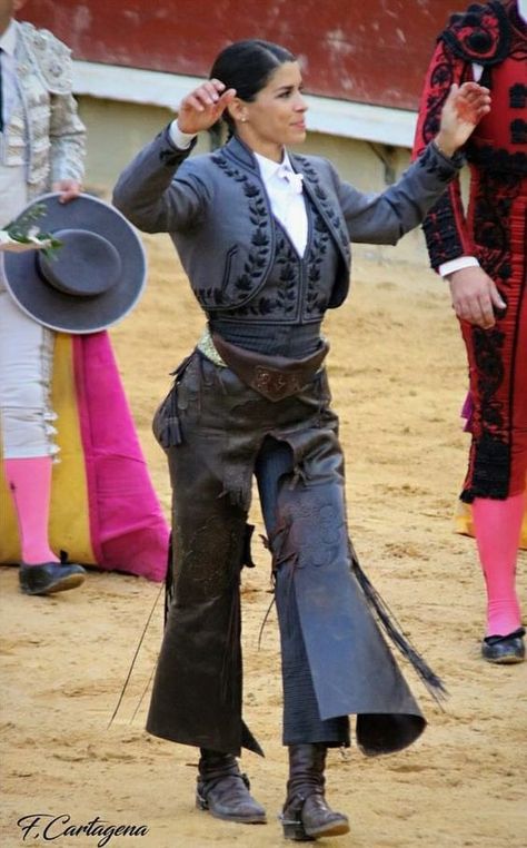 Spanish Western Fashion, Space Cowboy Aesthetic Outfits, Latino Cowboy Aesthetic, Spanish Clothes Traditional, Cowboy Outfit Historical, Spanish Culture Fashion, Cowboy Clothes Reference, Old Western Clothing, Rancher Outfits