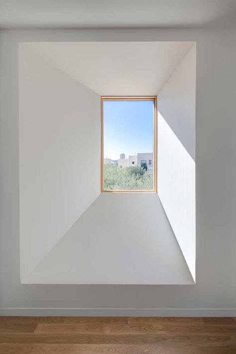 Beautiful Window Design with Unusual Shape and Configuration • 333+ Images • [ArtFacade] Framed Views Architecture, Unusual Windows, Cool Windows, Window Shapes, Unique Windows, Barn Windows, Art Nouveau House, Negative Space Design, Unique Window