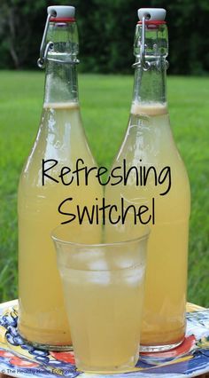 Probiotic drinks that can be made in minutes don't get any easier than traditional Switchel, a delicious beverage from the Caribbean.  http://www.thehealthyhomeeconomist.com/switchel-haymakers-punch-healthy-gatorade/ Haymakers Punch, Switchel Recipe, Probiotic Drinks, Fermentation Recipes, Fermented Drink, Probiotic Foods, Health Drink, Milkshakes, Fermented Foods