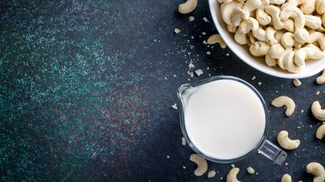 10 Nutrition and Health Benefits of Cashew Milk Cashew Milk Benefits, Cashews Benefits, Collagen Rich Foods, Homemade Cashew Milk, Cashew Chicken Recipe, Spicy Cashews, Collagen Recipes, Pressure Cooking Today, Milk Benefits