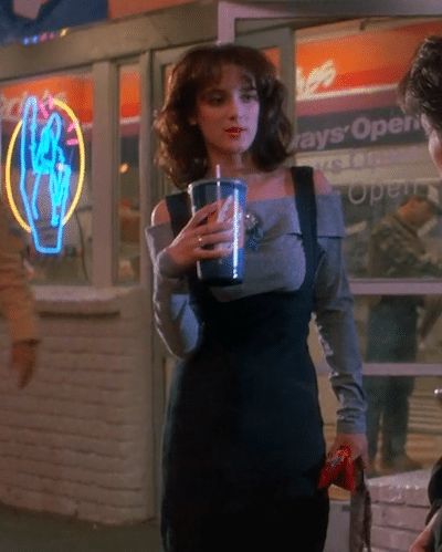 The Heathers Movie, Heathers Fashion, Heathers 1988, Veronica Heathers, The Heathers, Heathers Movie, Winona Forever, Veronica Sawyer, Movies Outfit