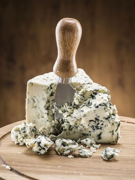 Blue Cheese Aesthetic, Danish Blue Cheese, Cheese Photography, Cheese Cave, Roquefort Cheese, Danish Blue, Cold Cut, Food Photography Tutorial, Pizza Ingredients