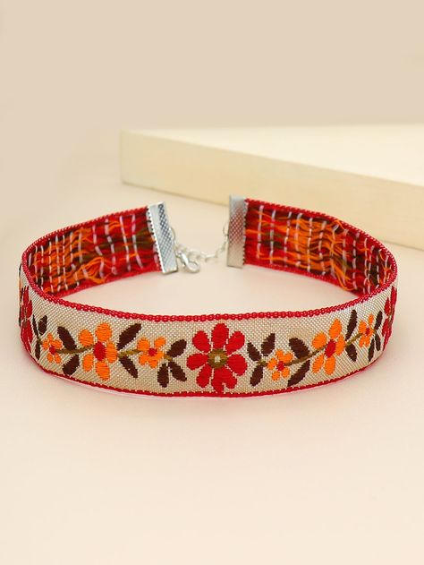 Embroidery Choker, Choker Designs, Needle Punch, Embroidery Inspiration, Flower Embroidery, Embroidery Ideas, Embroidery Flowers, Buying Gifts, Free Gifts