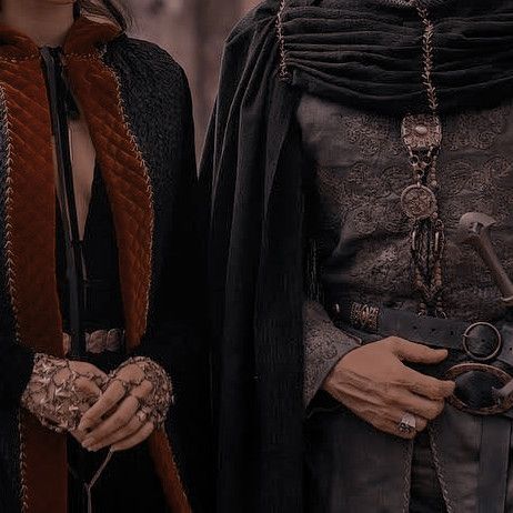 Targaryen Couple Aesthetic, Catelyn Stark, Half Elf, Half Blood Prince, Medieval Aesthetic, Targaryen Aesthetic, Royal Aesthetic, The Dancer, Fantasy Story